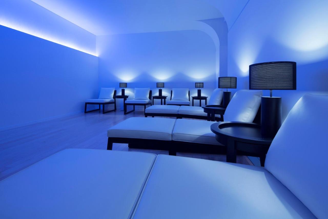 The Tokyo Station Hotel Eksteriør bilde The Blue Room